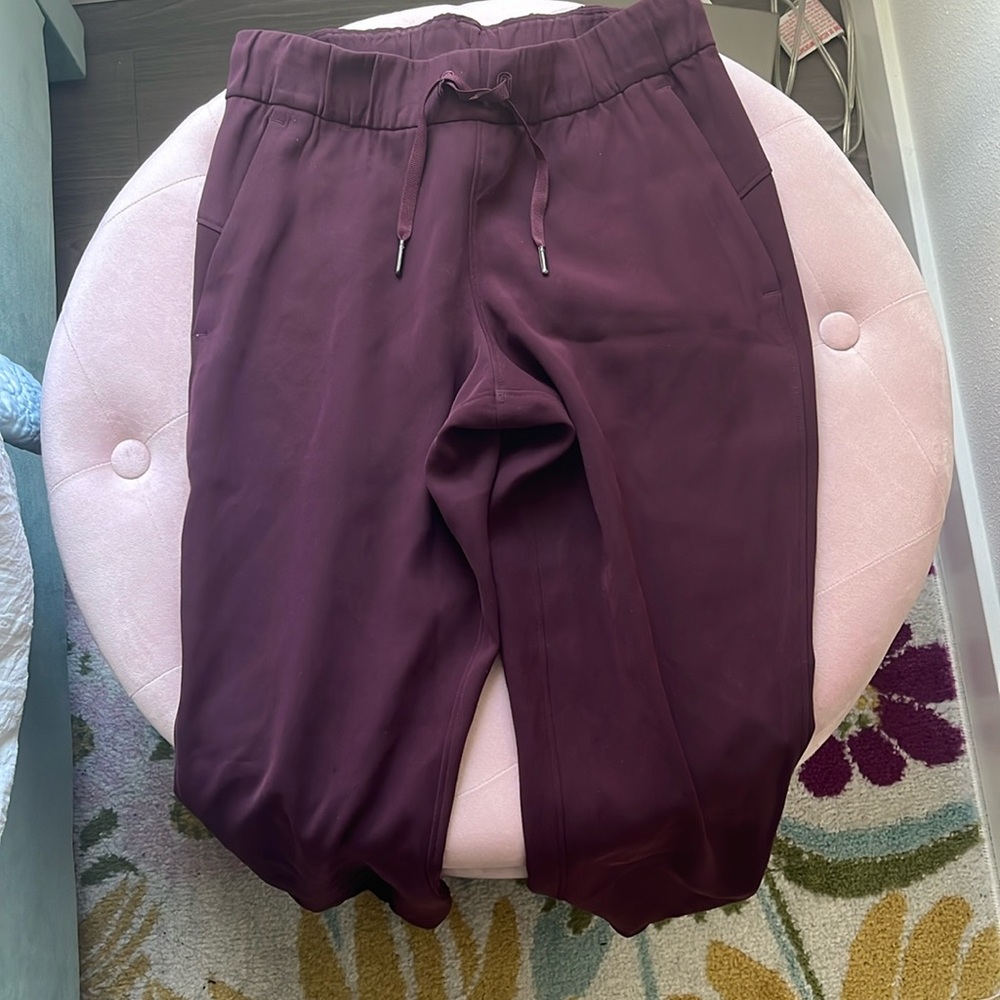 Lululemon joggers. Never used. Final sale but wrong size